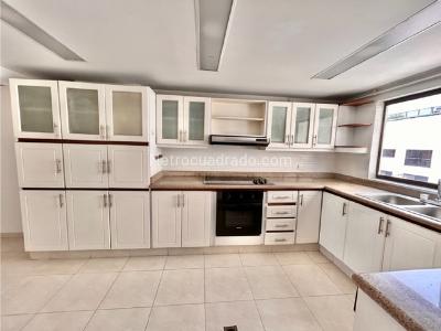 Apartamento de 3 alcobas en venta en Santa Teresita, Cali, 170 m² · foto 8 de 19