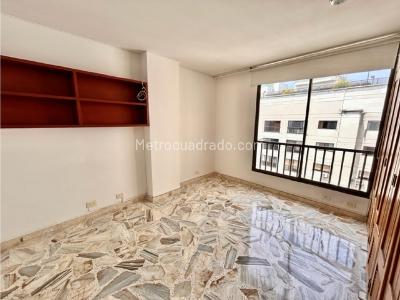 Apartamento de 3 alcobas en venta en Santa Teresita, Cali, 170 m² · foto 14 de 19