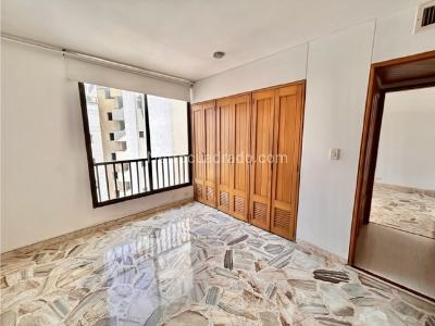 Apartamento de 3 alcobas en venta en Santa Teresita, Cali, 170 m² · foto 18 de 19