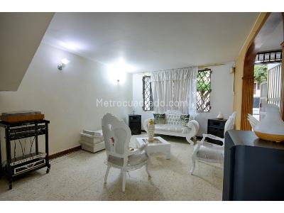 Casa de 4 alcobas en venta en Prados Del Norte, Cali, 207 m² · foto 4 de 17