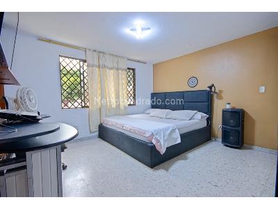 Casa de 4 alcobas en venta en Prados Del Norte, Cali, 207 m² · foto 5 de 17
