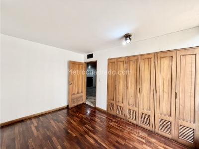 Apartamento de 3 alcobas en venta en Santa Teresita, Cali, 159 m² · foto 15 de 20