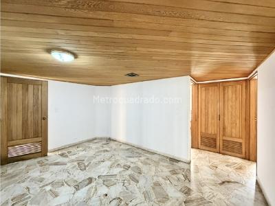 Apartamento de 3 alcobas en venta en Santa Teresita, Cali, 159 m² · foto 17 de 20