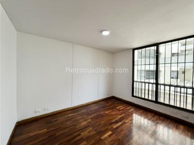 Apartamento de 3 alcobas en venta en Santa Teresita, Cali, 159 m² · foto 19 de 20