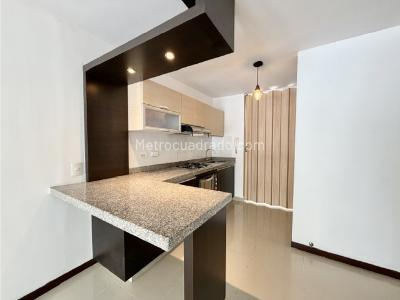 Apartamento de 2 alcobas en venta en Cristales, Cali, 70 m² · foto 4 de 14