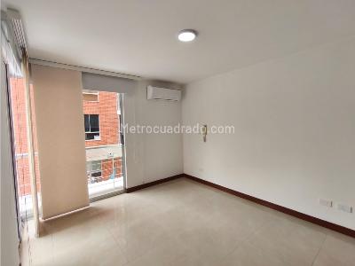 Apartamento de 3 alcobas en venta en Cristales, Cali, 112 m² · foto 3 de 9