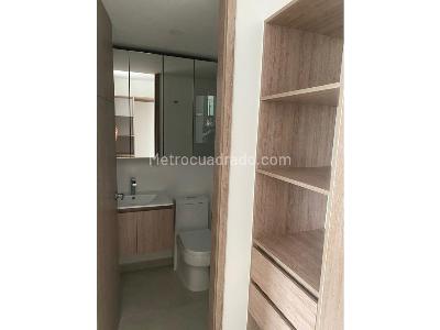 Apartamento de 3 alcobas en venta en Menga, Cali, 87 m² · foto 2 de 9