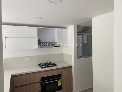 Apartamento de 3 alcobas en venta en Menga, Cali, 87 m² · foto 4 de 9