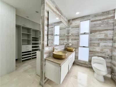 Apartamento de 3 alcobas en venta en Cristales, Cali, 199 m² · foto 18 de 20