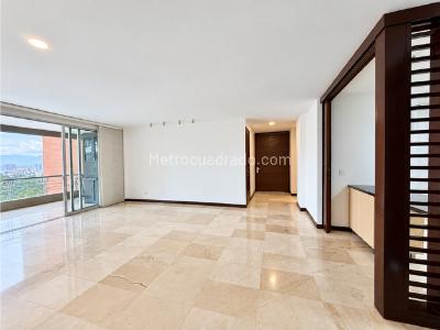 Apartamento de 3 alcobas en venta en Cristales, Cali, 199 m² · foto 4 de 20