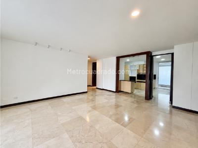 Apartamento de 3 alcobas en venta en Cristales, Cali, 199 m² · foto 5 de 20