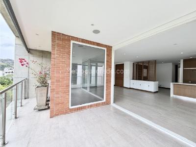 Apartamento de 2 alcobas en venta en Santa Teresita, Cali, 250 m² · foto 19 de 19