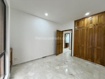 Apartamento de 3 alcobas en venta en La Arboleda, Cali, 220 m² · foto 11 de 20