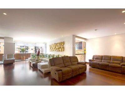 Apartamento de 4 alcobas en venta en Colina Norte, Bogotá, 270 m² · foto 3 de 14
