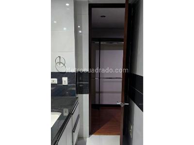 Apartamento de 3 alcobas en venta en Ciudad Salitre, Bogotá, 145 m² · foto 11 de 19