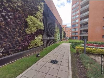 Apartamento de 3 alcobas en venta en Ciudad Salitre, Bogotá, 145 m² · foto 14 de 19