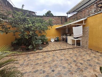 Casa de 5 alcobas en venta en Santa Isabel, Cali, 249 m² · foto 19 de 20