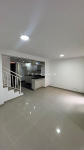 Casa de 3 alcobas en venta en La Alborada, Cali, 69 m² · foto 3 de 15