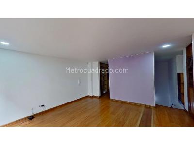 Apartamento de 1 alcoba en venta en Chico Lago, Bogotá, 67 m² · foto 4 de 13