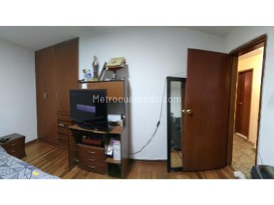 Casa de 5 alcobas en venta en El Guadual, Bogotá, 372 m² · foto 10 de 20