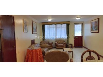 Casa de 5 alcobas en venta en El Guadual, Bogotá, 372 m² · foto 11 de 20