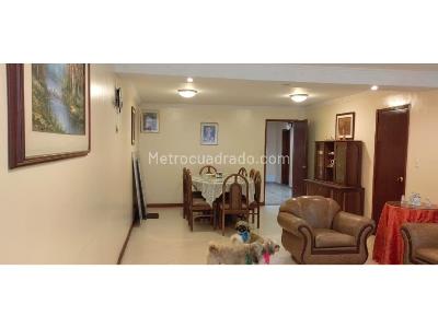 Casa de 5 alcobas en venta en El Guadual, Bogotá, 372 m² · foto 12 de 20