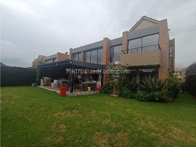 Casa de 3 alcobas en venta en Fontanar, Cajicá, 250 m² · foto 3 de 20
