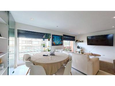 Apartamento de 2 alcobas en venta en Chico Lago, Bogotá, 69 m² · foto 2 de 20