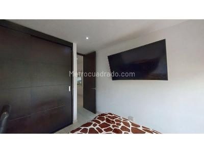 Apartamento de 2 alcobas en venta en Chico Lago, Bogotá, 69 m² · foto 7 de 20