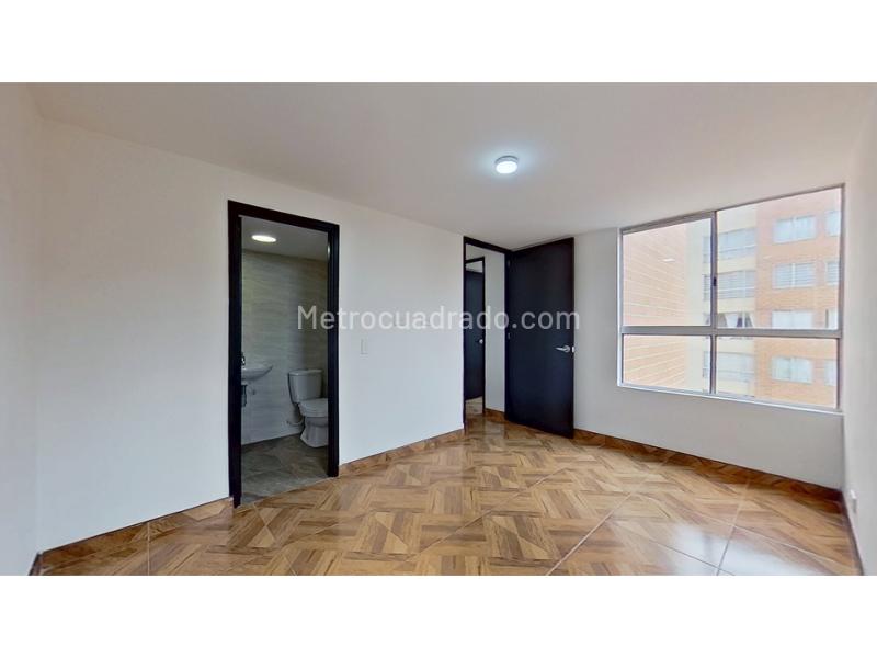 Piso – Bogotá, Gran Colombiano, Localidad Bosa - Más