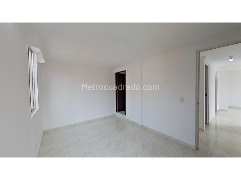 Piso – Soacha, Ciudad Verde, Comuna La Despensa - Más