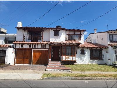 Casa de 5 alcobas en venta en Malibu, Bogotá, 347 m² · foto 3 de 20