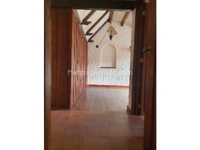 Casa de 5 alcobas en venta en Malibu, Bogotá, 347 m² · foto 7 de 20