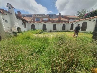 Casa de 5 alcobas en venta en Malibu, Bogotá, 347 m² · foto 13 de 20