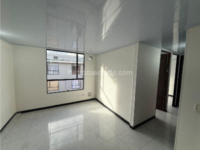 Apartamento de 2 alcobas en venta en Soacha Ciudad Verde, Soacha, 41 m² · foto 2 de 19