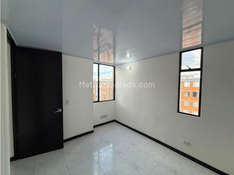 Piso – Soacha, Ciudad Verde, Comuna La Despensa - Más