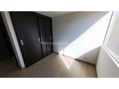 Apartamento de 3 alcobas en venta en Bavaria, Bogotá, 70 m² · foto 5 de 20