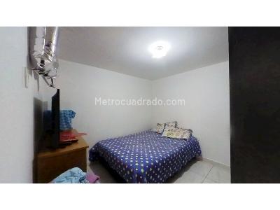 Casa de 5 alcobas en venta en Rincon De Galicia, Bogotá, 237 m² · foto 14 de 20