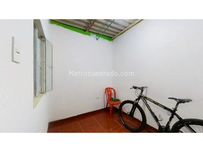 Casa de 5 alcobas en venta en Rincon De Galicia, Bogotá, 237 m² · foto 8 de 20