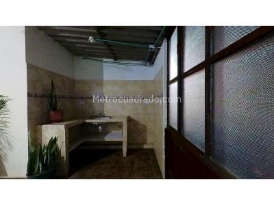 Casa de 5 alcobas en venta en Rincon De Galicia, Bogotá, 237 m² · foto 9 de 20