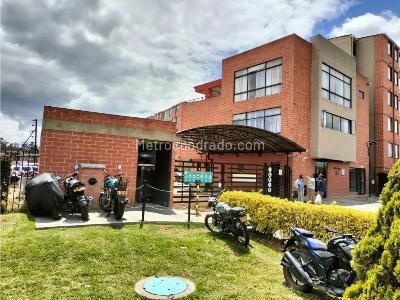 Apartamento de 3 alcobas en venta en Soacha Ciudad Verde, Soacha, 41 m² · foto 18 de 19