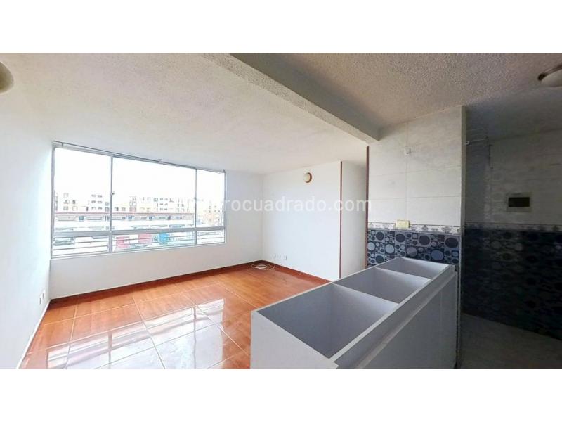 Piso – Soacha, Altos del Pino, Comuna Cazucá - Vista 2