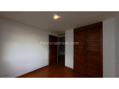 Apartamento de 2 alcobas en venta en Pardo Rubio, Bogotá, 76 m² · foto 8 de 20