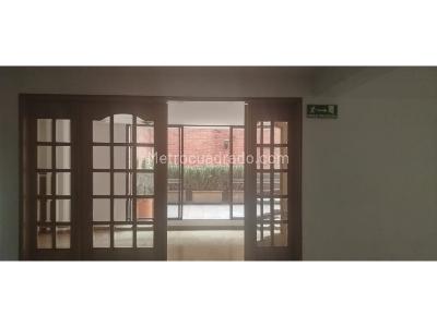 Apartamento de 2 alcobas en venta en Chico Lago, Bogotá, 83 m² · foto 11 de 20