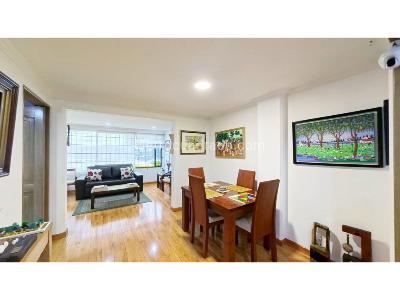 Apartamento de 2 alcobas en venta en Chico Lago, Bogotá, 83 m² · foto 2 de 20
