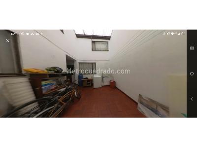 Casa de 5 alcobas en venta en Garces Navas, Bogotá, 120 m² · foto 2 de 20