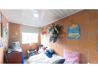 Apartamento de 3 alcobas en venta en Bosa Central, Bogotá, 49 m² · foto 11 de 19