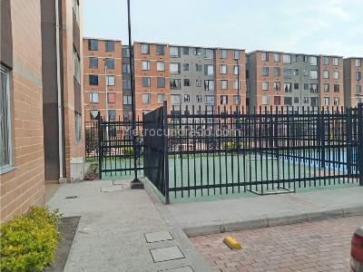 Apartamento de 3 alcobas en venta en Tintal Sur, Bogotá, 47 m² · foto 18 de 20
