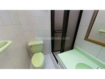 Apartamento de 2 alcobas en venta en Chico Lago, Bogotá, 88 m² · foto 13 de 18