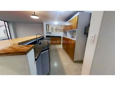 Apartamento de 2 alcobas en venta en Chico Lago, Bogotá, 88 m² · foto 4 de 18